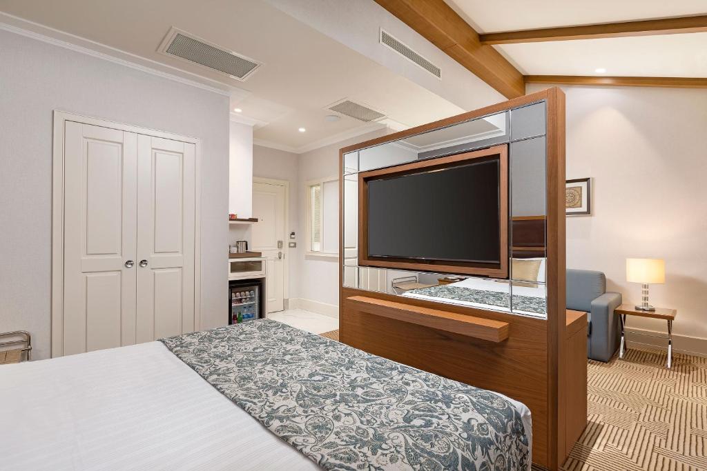 Titanic City Taksim - Executive Double Room With Balcony