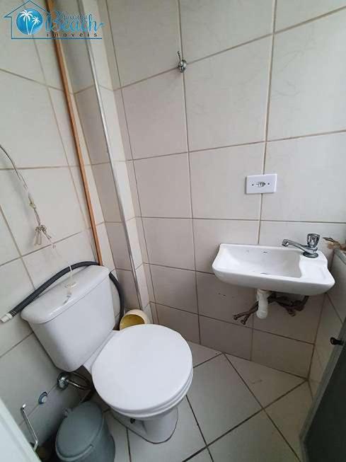  Apto de 1 dorm 100 m da Praia da Enseada