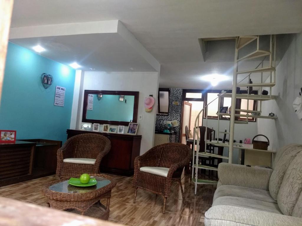  Casa em condominio no Pero - Cabo Frio