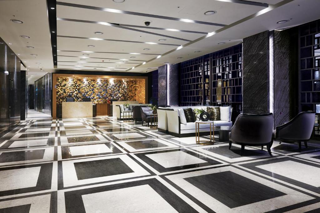 Posezení v ubytování Jeongseon Intoraon Hotel