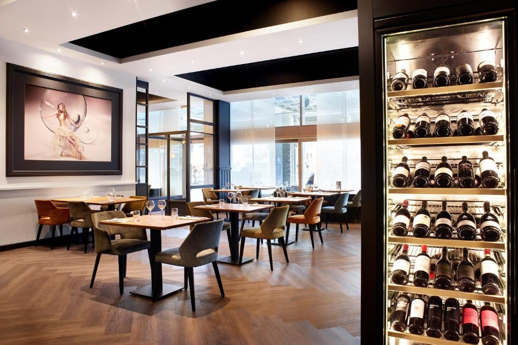 Restaurace v ubytování Van der Valk Hotel Spa