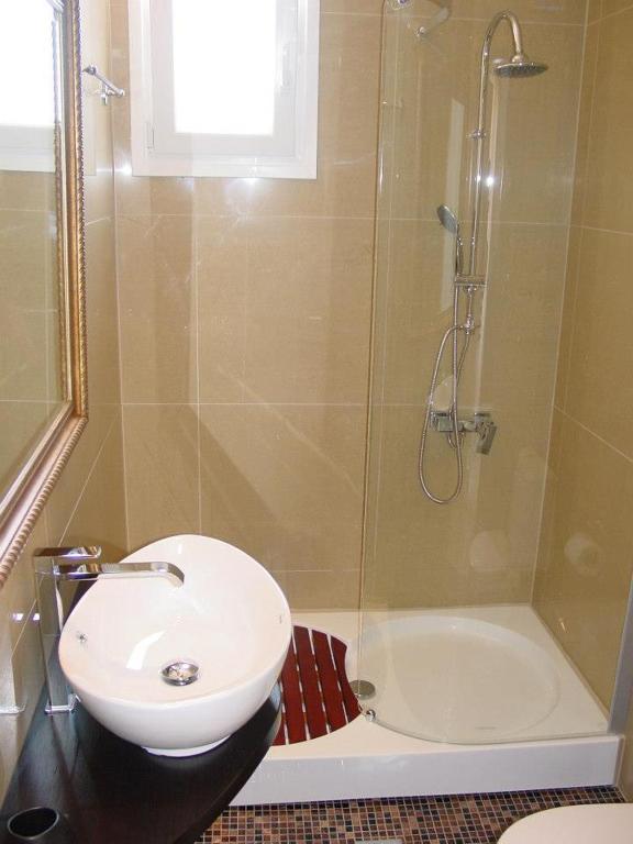 Harisis Apartments - 12