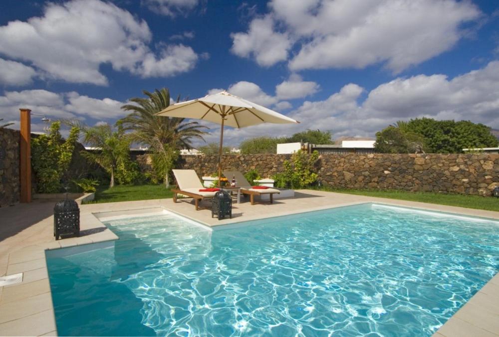 Casa Los Volcanes - 3 bedroom villa - Perfect for families - Table tennis,  Puerto del Carmen – Updated 2023 Prices