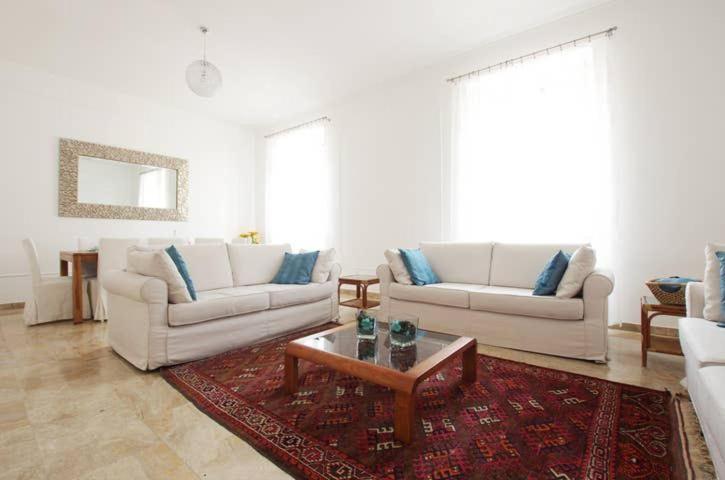 A seating area at Al Portico d'Ottavia