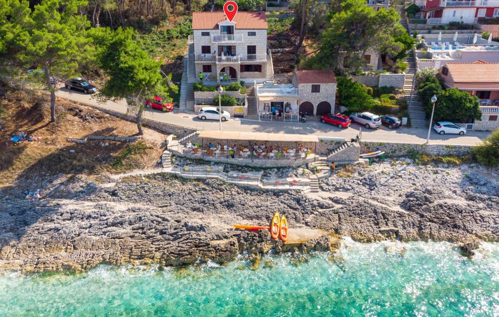 Gallery image of Beachfront Villa Tempera with Seaview in Blato