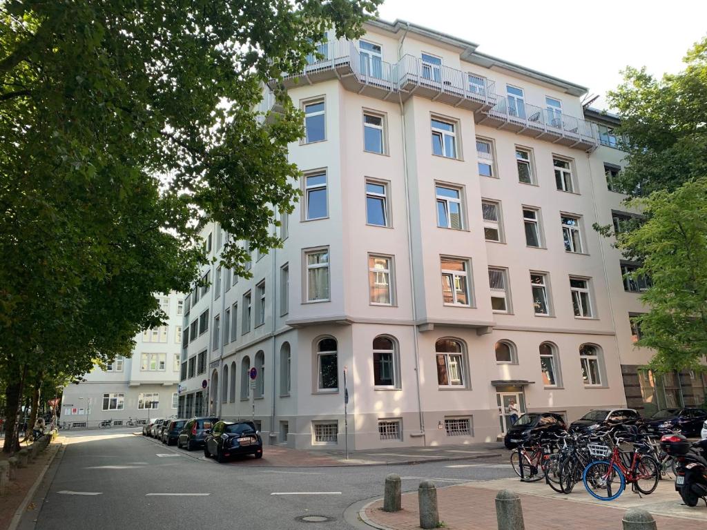 Budova, kde se aparthotel nachází