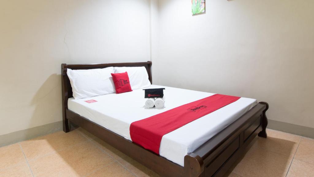 RedDoorz at Teofila Lodge - Rala De Reina Estándar
