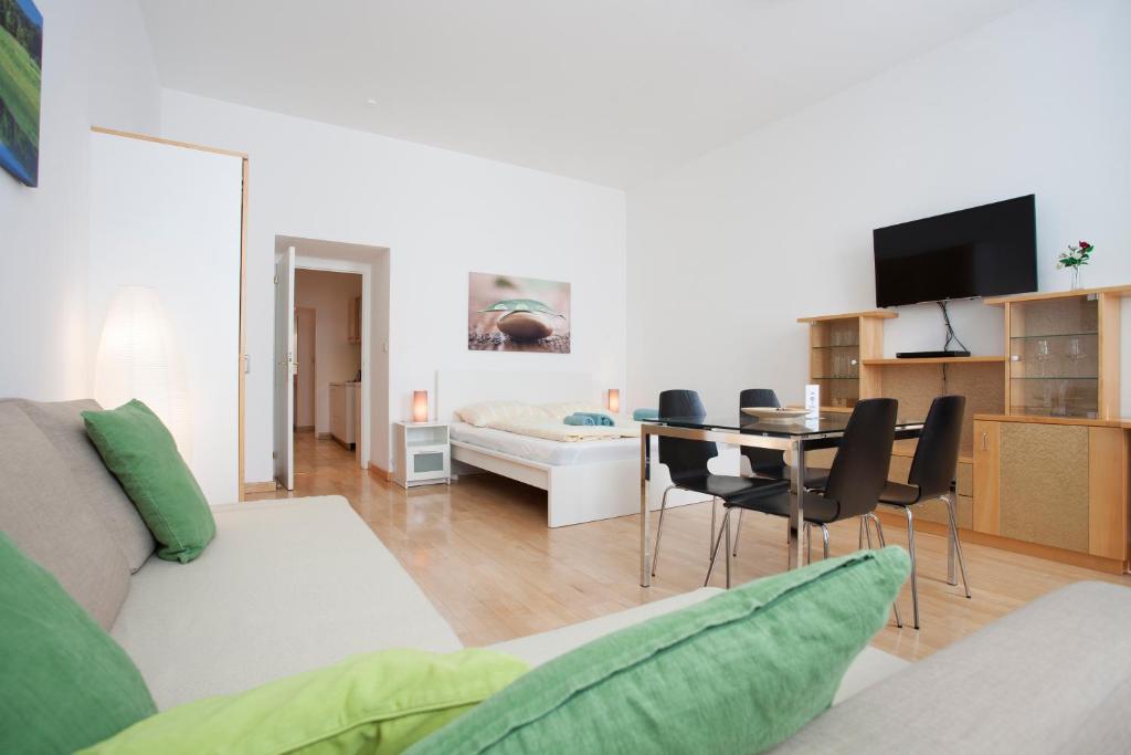 Telewizja i/lub zestaw kina domowego w obiekcie GAL Apartments Vienna