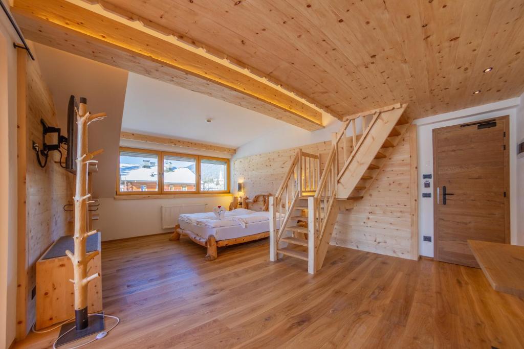 Hotel Rosengarten - Superior Quadruple Room With Whirl Bath