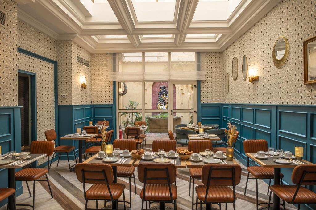 Posezení v ubytování Hôtel Le Bristol