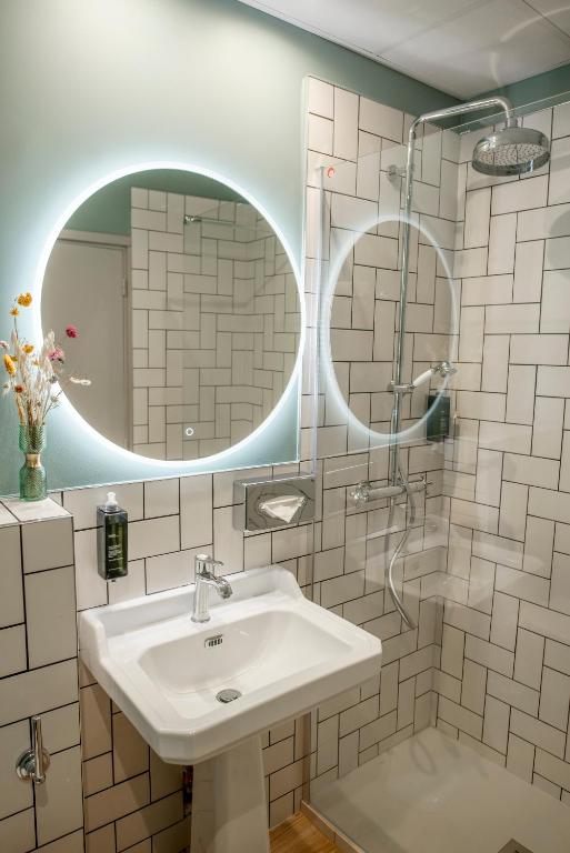 Hôtel Le Bristol - Resim 43