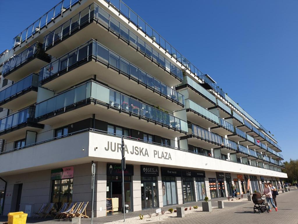 Apartament Jurajska Plaza, prywatne miejsce parkingowe , Targi - Departamento