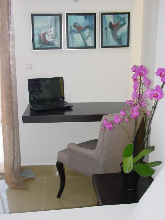 Harisis Apartments - 8