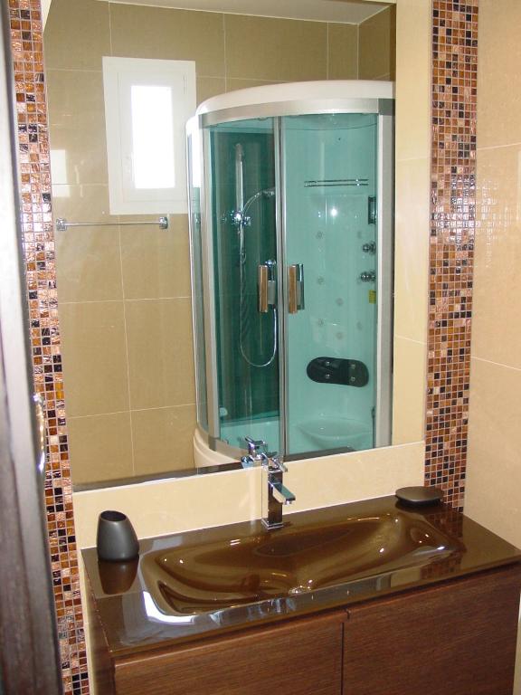 Harisis Apartments - 11