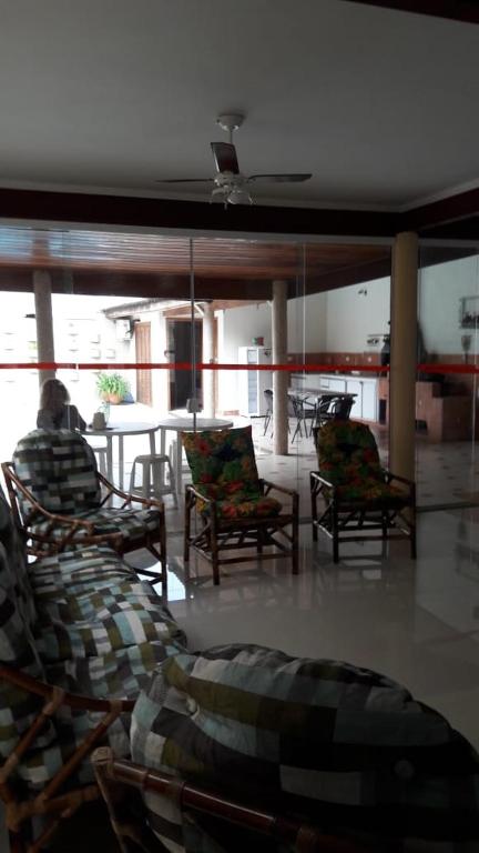  Casa com piscina Martim de Sá