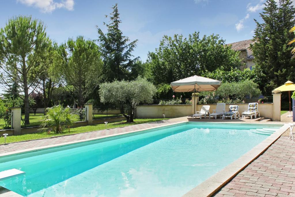 アルトン・デ・パリュにあるVilla de 4 chambres avec piscine privee terrasse et wifi a Althen des Paludsのギャラリーの写真