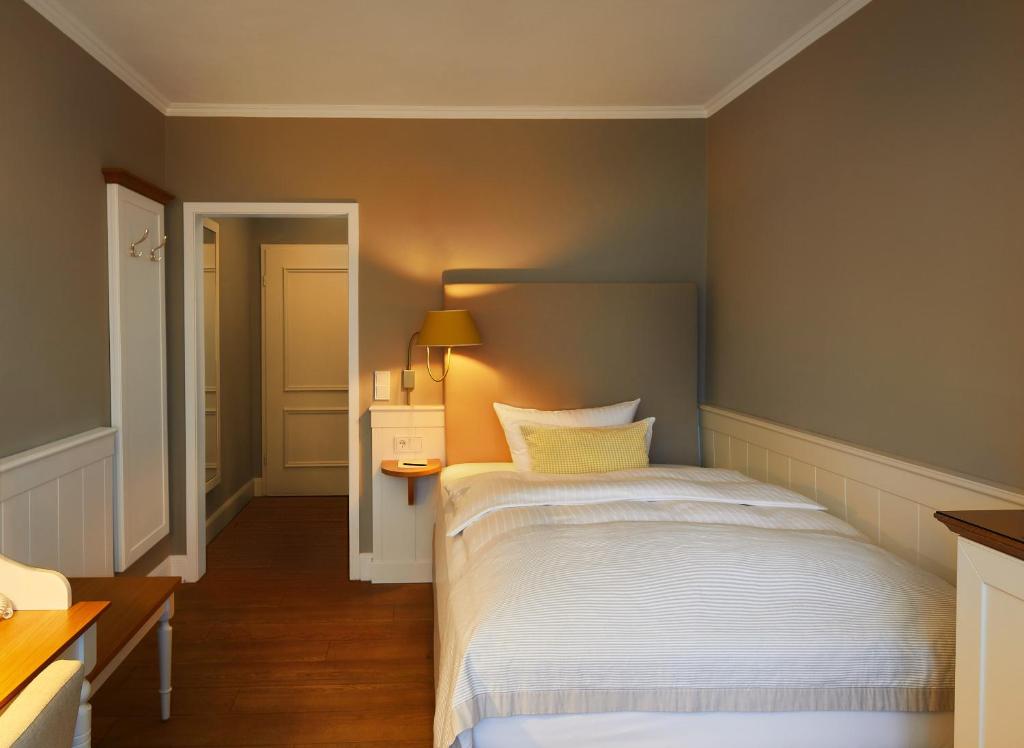 Fuchsbau Romantik Hotel & SPA Restaurant & FOX Bar - Comfort Single Room