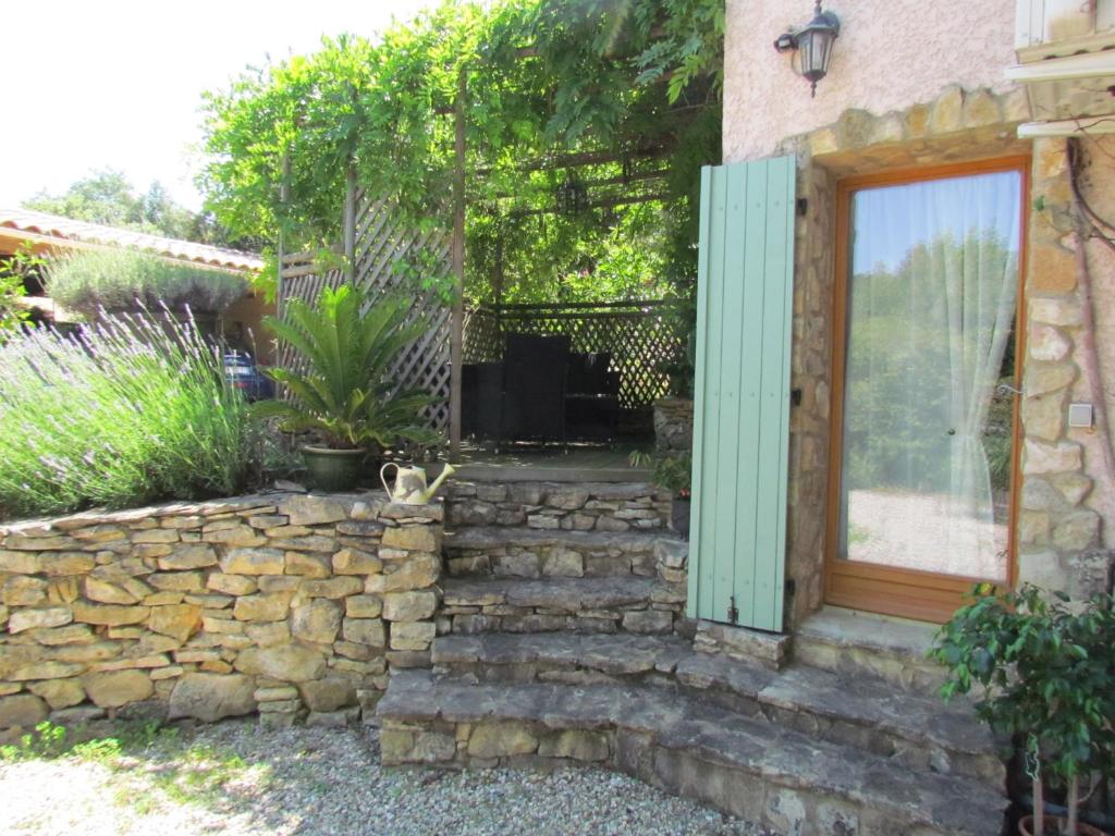 chambre d’hôtes des oliviers - Habitación Doble Con Patio