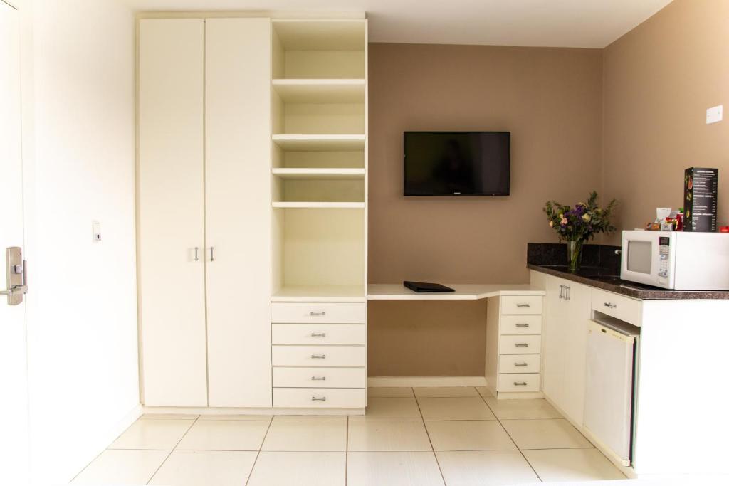  Bristol Upper Residence Hotel