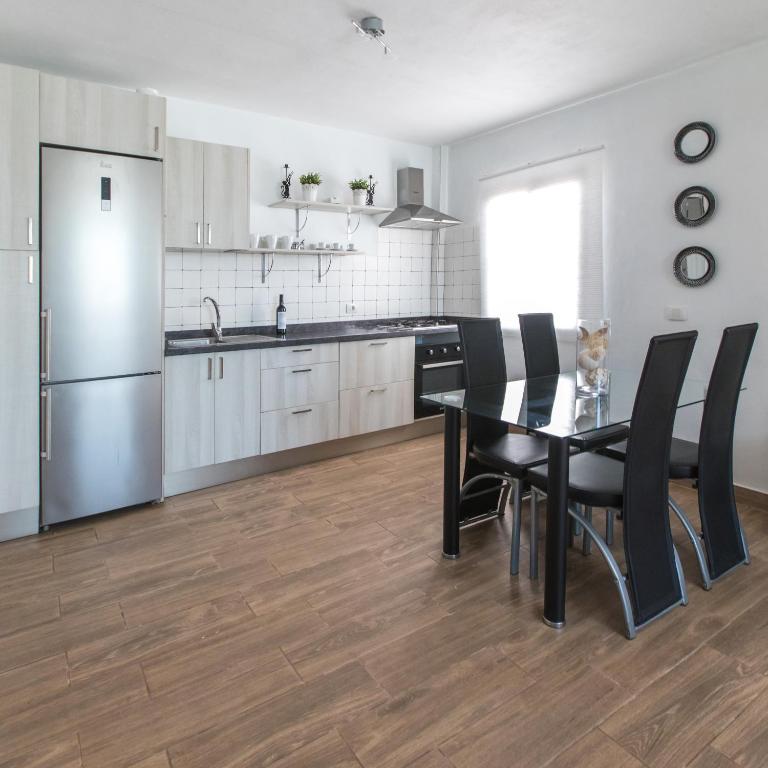 Kuchyň nebo kuchyňský kout v ubytování JVG VILLAS - Villa Joval