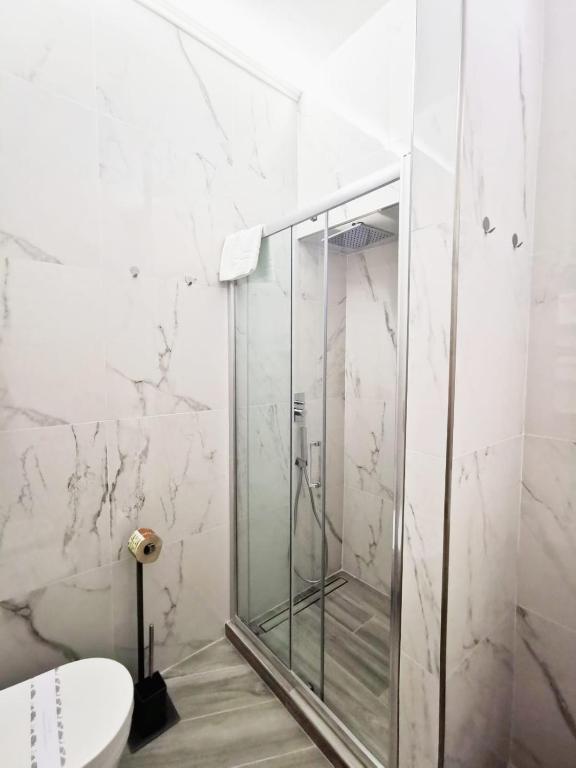 Duomo Platinum Apartments - 16