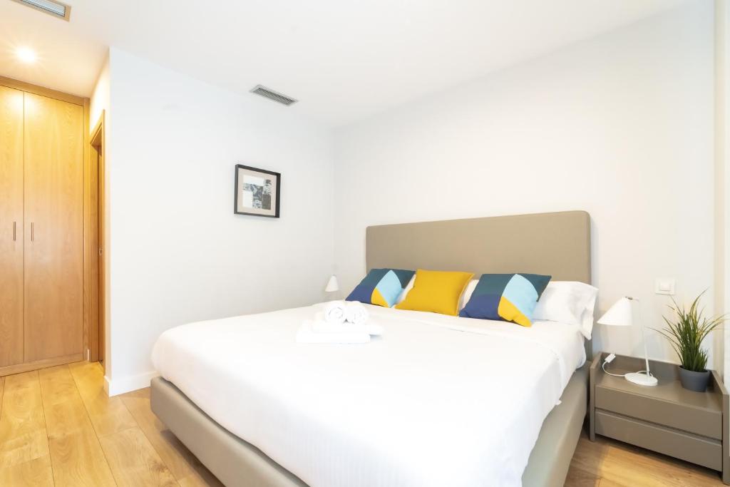 Morar Apartments Malasaña - Two-Bedroom Apartment