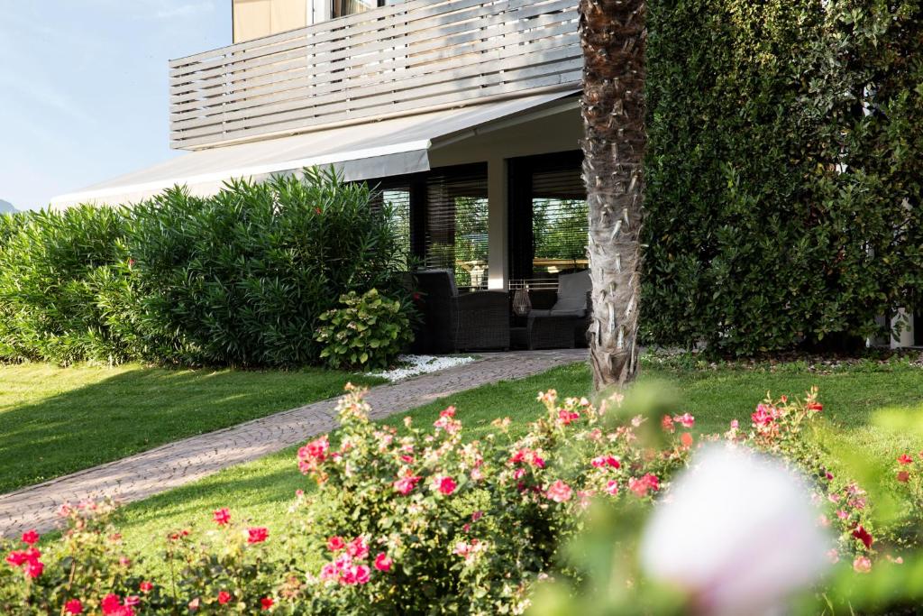 Zahrada ubytování Julias Guesthouse