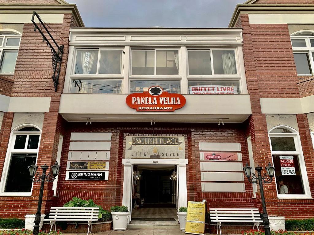  English Place 304 - Apartamento em Gramado 200 metros Rua Coberta