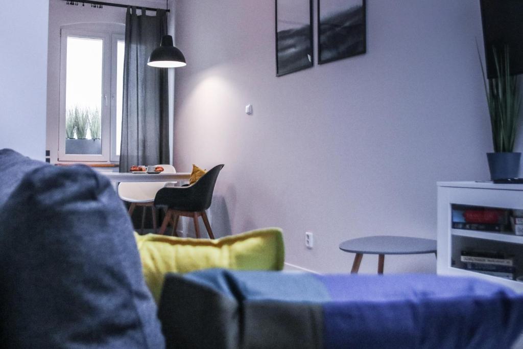 Część wypoczynkowa w obiekcie Apartamenty Długa 6