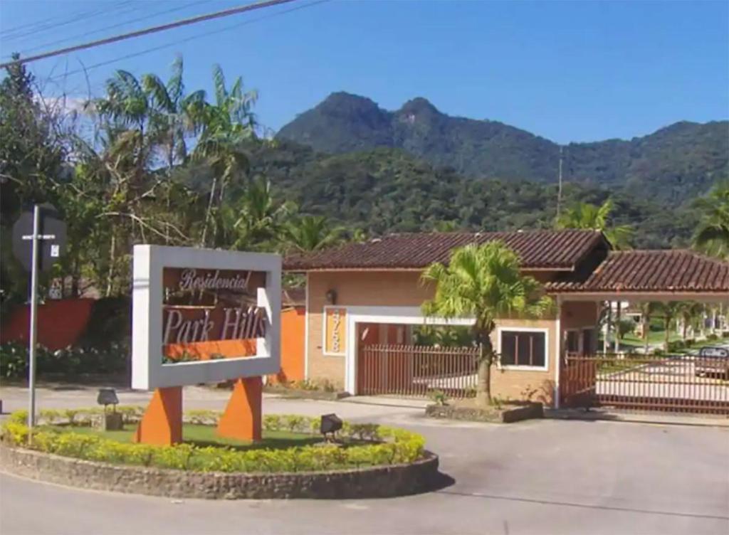  Casa linda com piscina e wifi em Ubatuba