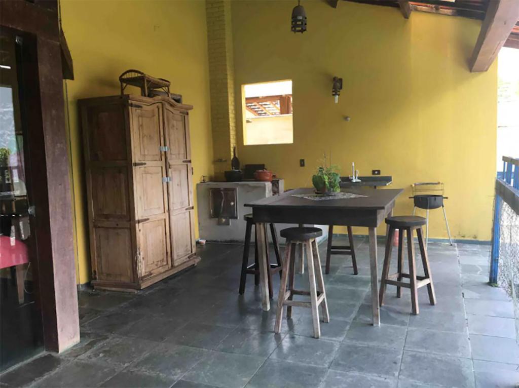  Casa linda com piscina e wifi em Ubatuba