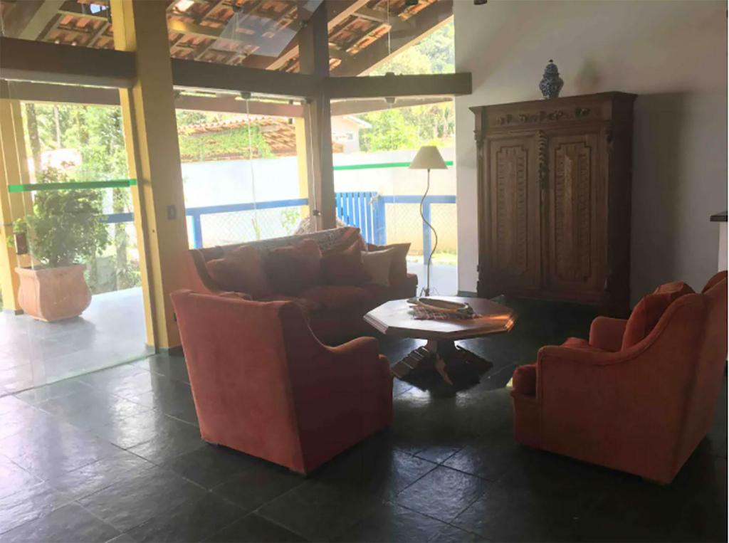  Casa linda com piscina e wifi em Ubatuba