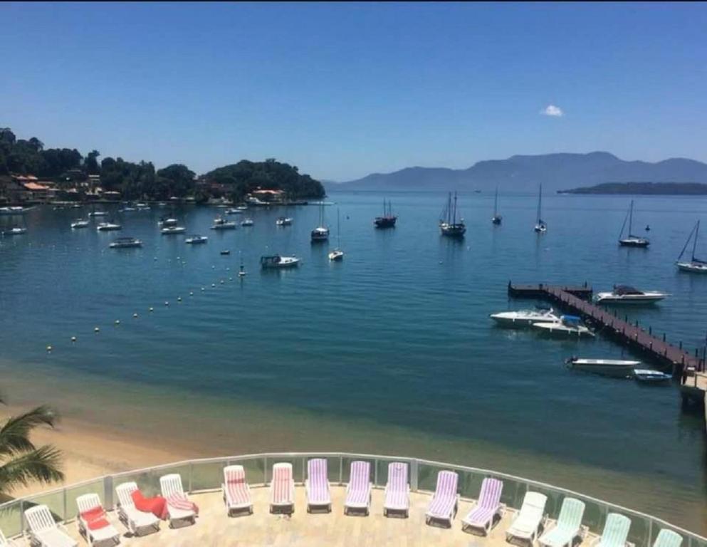  Maravilhoso apartamento sobre o mar de Angra