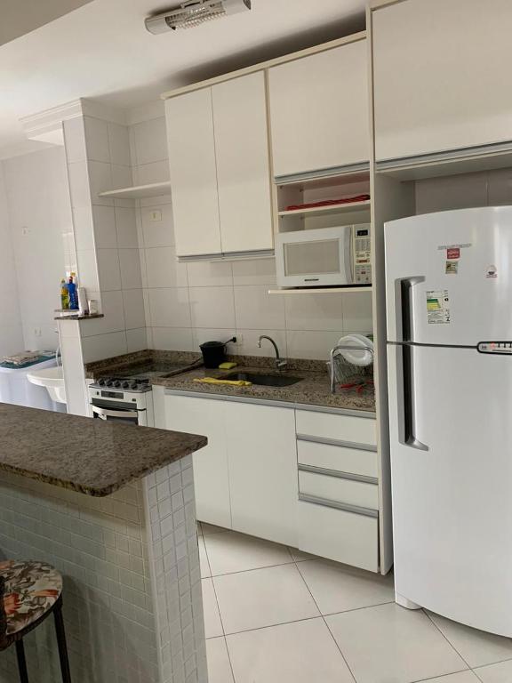  Apto MMT 80 metros da PRAIA GRANDE