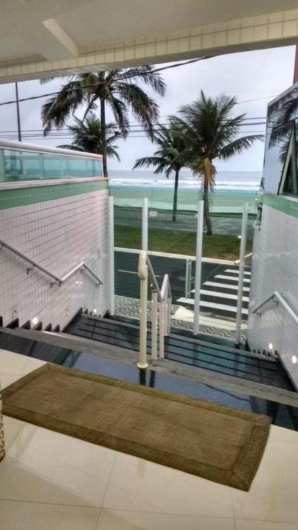  Apartamento na Praia Grande