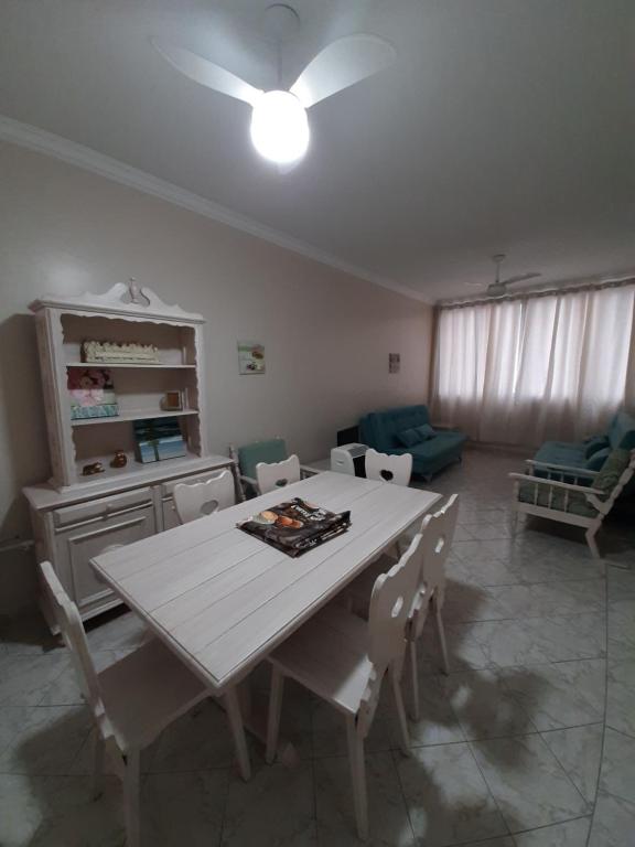  Apartamento na avenida da praia
