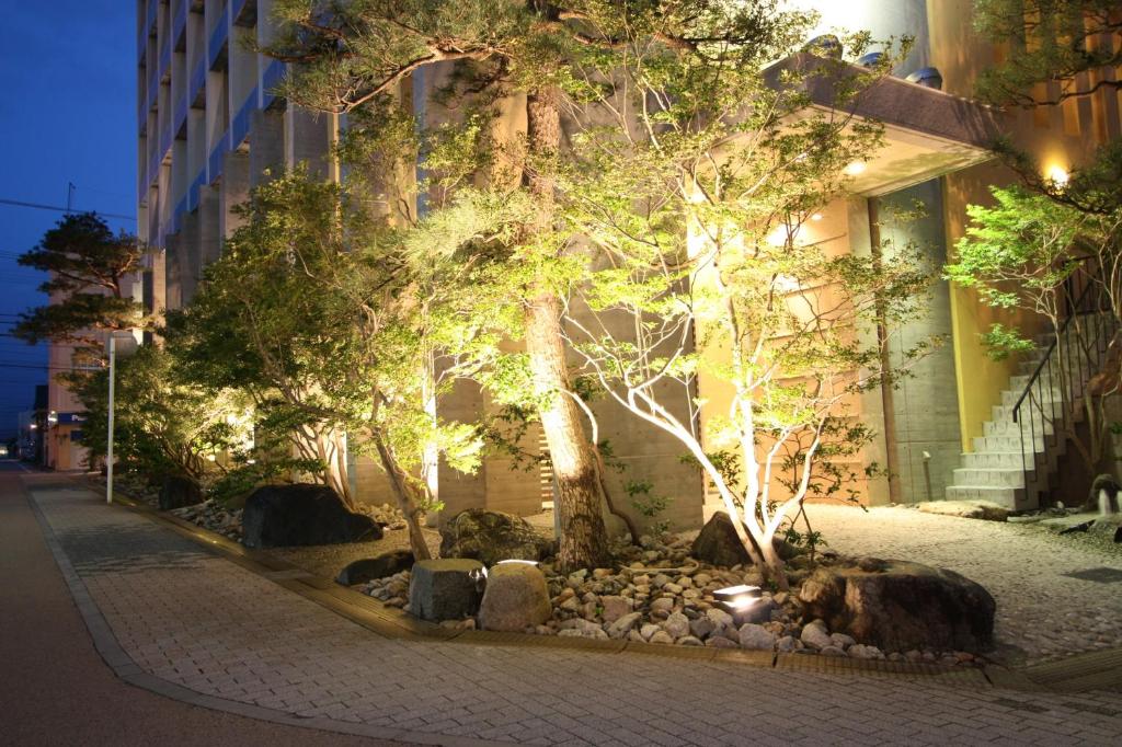 Zahrada ubytování Uozu Manten Hotel Ekimae