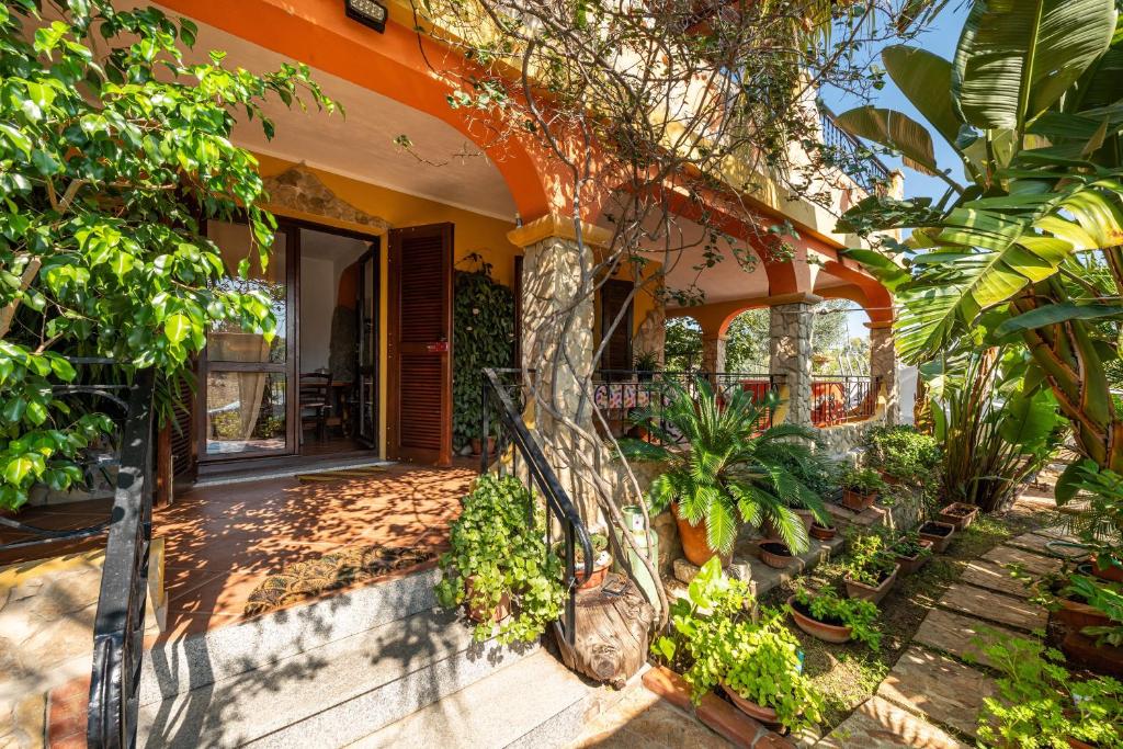Ogród w obiekcie Villa Mallus 4 posti letto