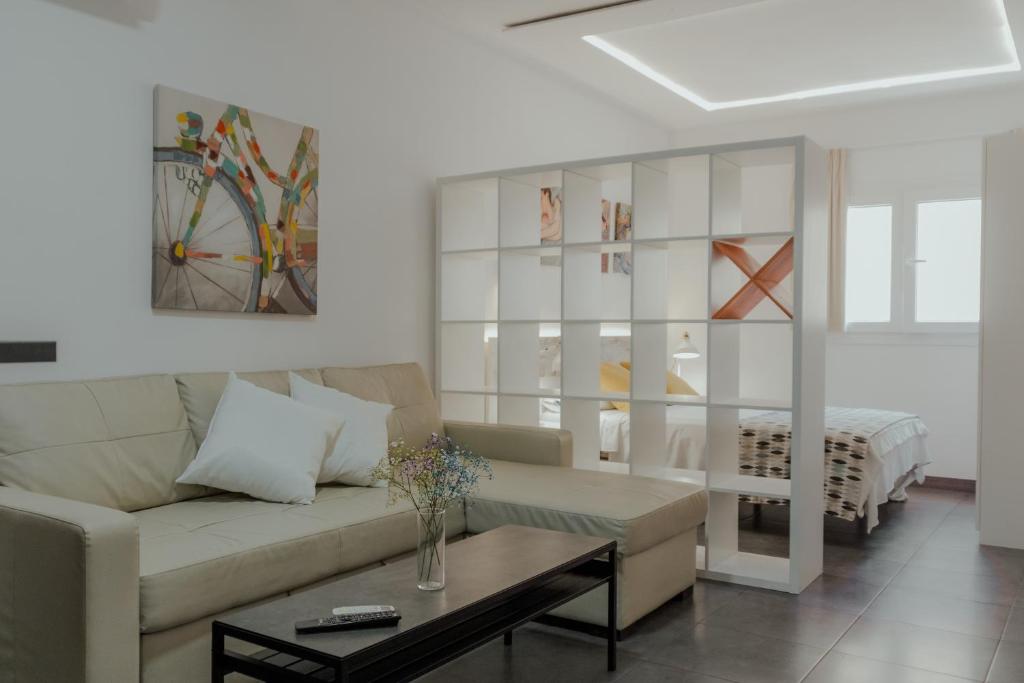 Marqués de Guadiaro 1 Apartamentos, Málaga – Bijgewerkte ...