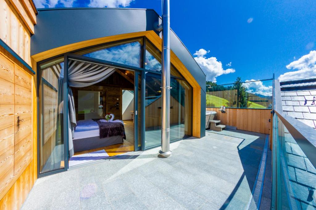 Rõdu või terrass majutusasutuses Hotel Rosengarten
