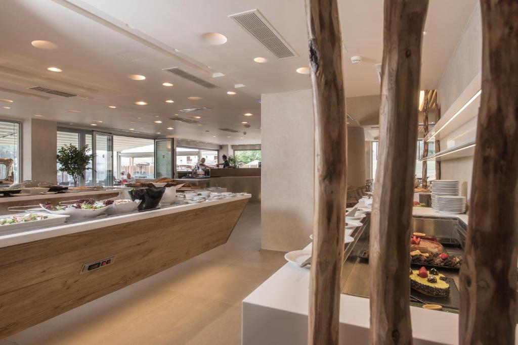 Foto da galeria de GARDELLI RESORT em Laganas