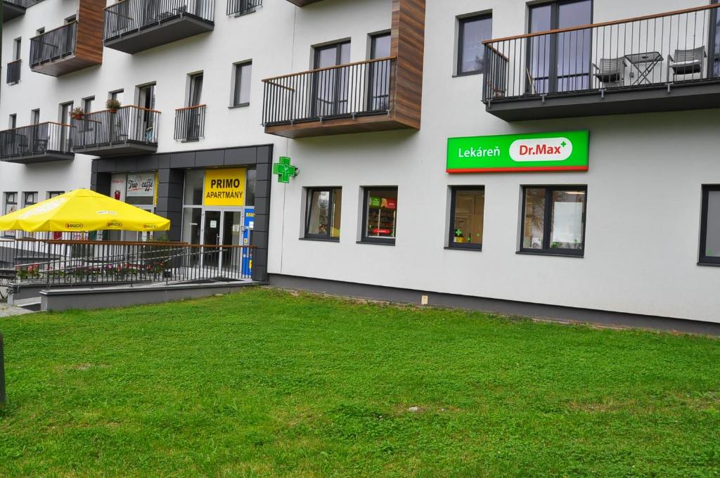 Budova, kde se apartmán nachází
