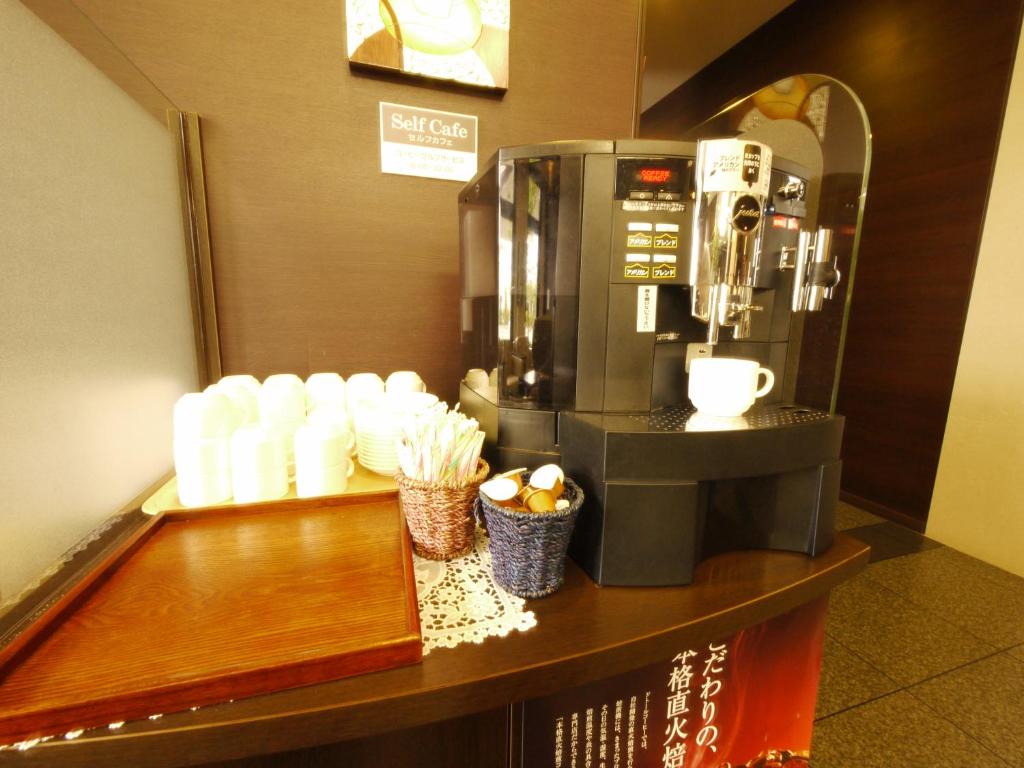 ホテルルートイン渋川 にあるコーヒーまたはお茶