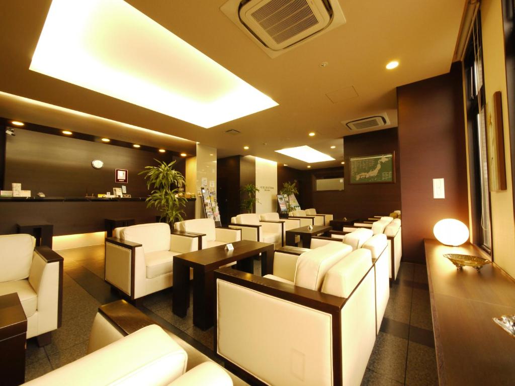 ホテルルートイン渋川 にあるシーティングエリア