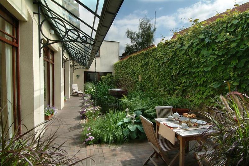 Flanders Hotel - Resim 12