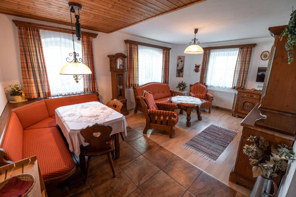 Posezení v ubytování Bio-Landhaus Kesslerhof