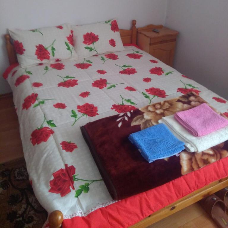 Postel nebo postele na pokoji v ubytování Айрови
