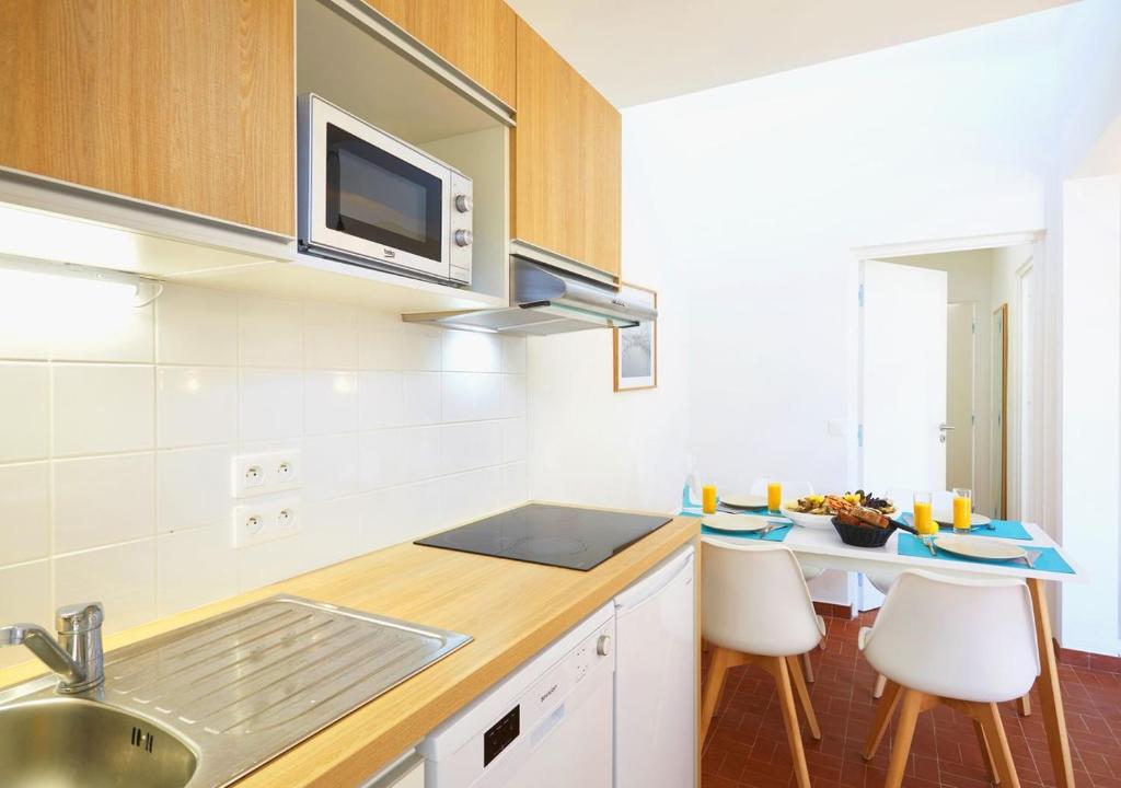 Résidence Néméa Les Carrats - Port Leucate - Apartment With Terrace
