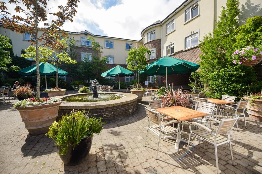 Zahrada ubytování Ashdown Park Hotel