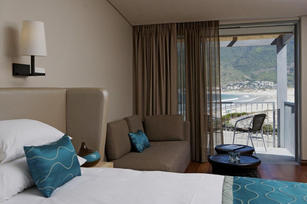 Chapmans Peak Beach Hotel - 